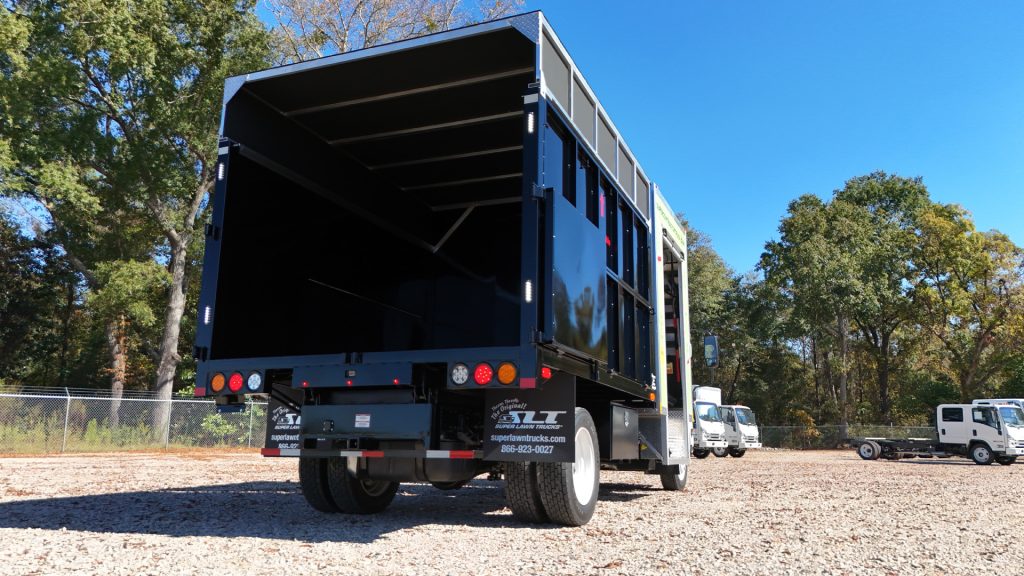 *NEW 2025 Isuzu Gas 1U404, Single Cab, Tree Chipper Truck *Ready for Immediate Delivery*