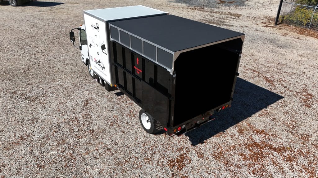 *NEW 2025 Isuzu Gas 1U404, Single Cab, Tree Chipper Truck *Ready for Immediate Delivery*