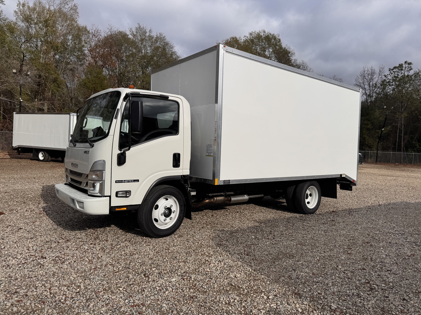 *NEW 2026 Isuzu, 1C304 Gas, Single Cab, 16 Foot Super Lite Eco Series