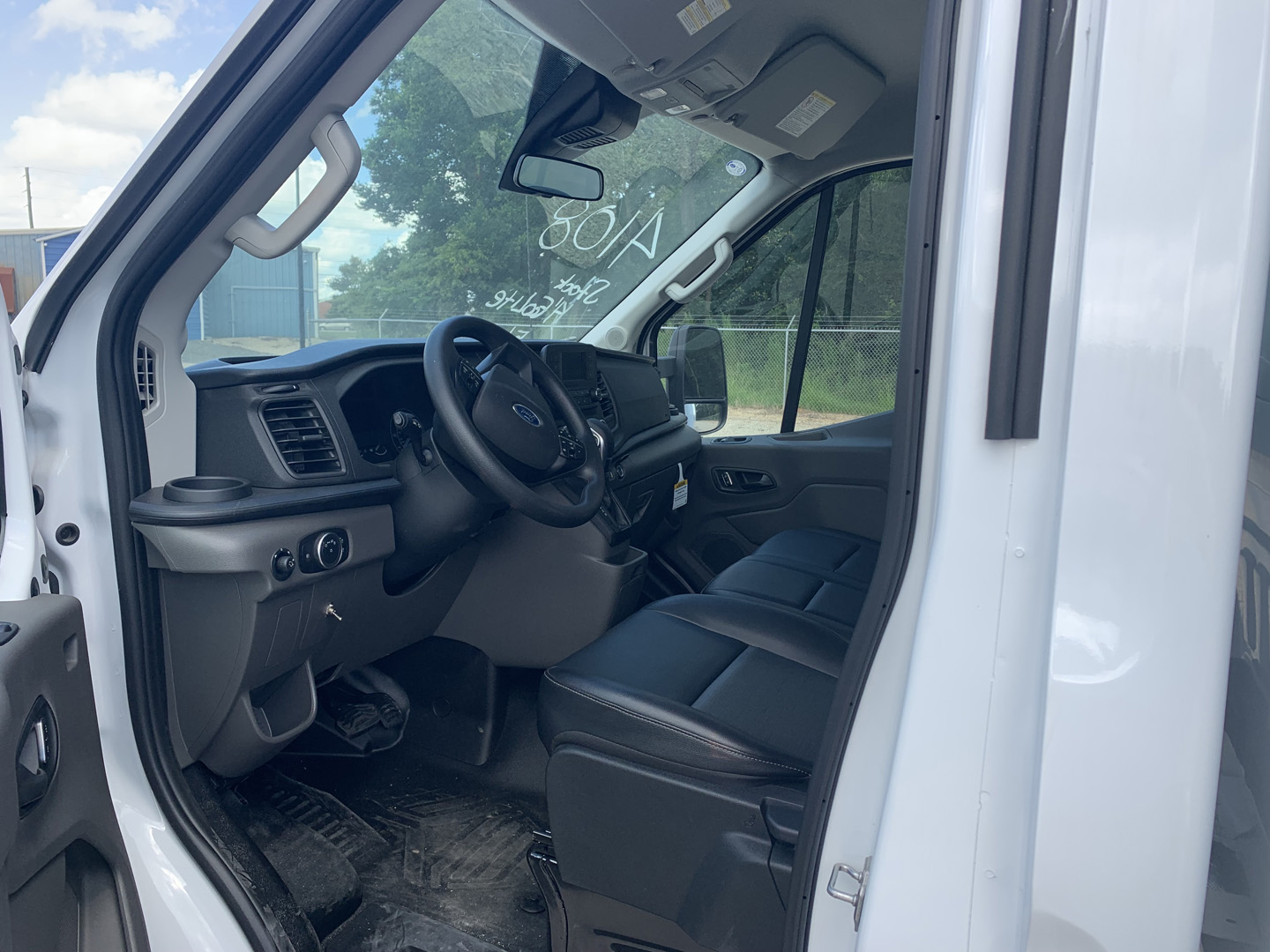 *NEW 2024 Ford Transit T350HD 14′ Eco Lite Body, White, Gas, Single Cab *Ready for Immediate Delivery*