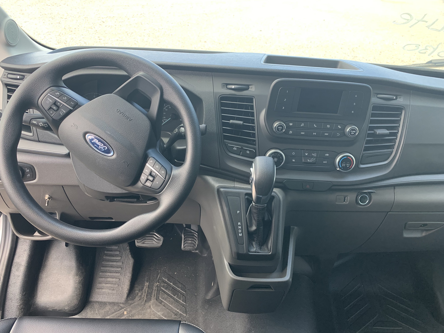 *NEW 2024 Ford Transit T350HD 14′ Eco Lite Body, White, Gas, Single Cab *Ready for Immediate Delivery*