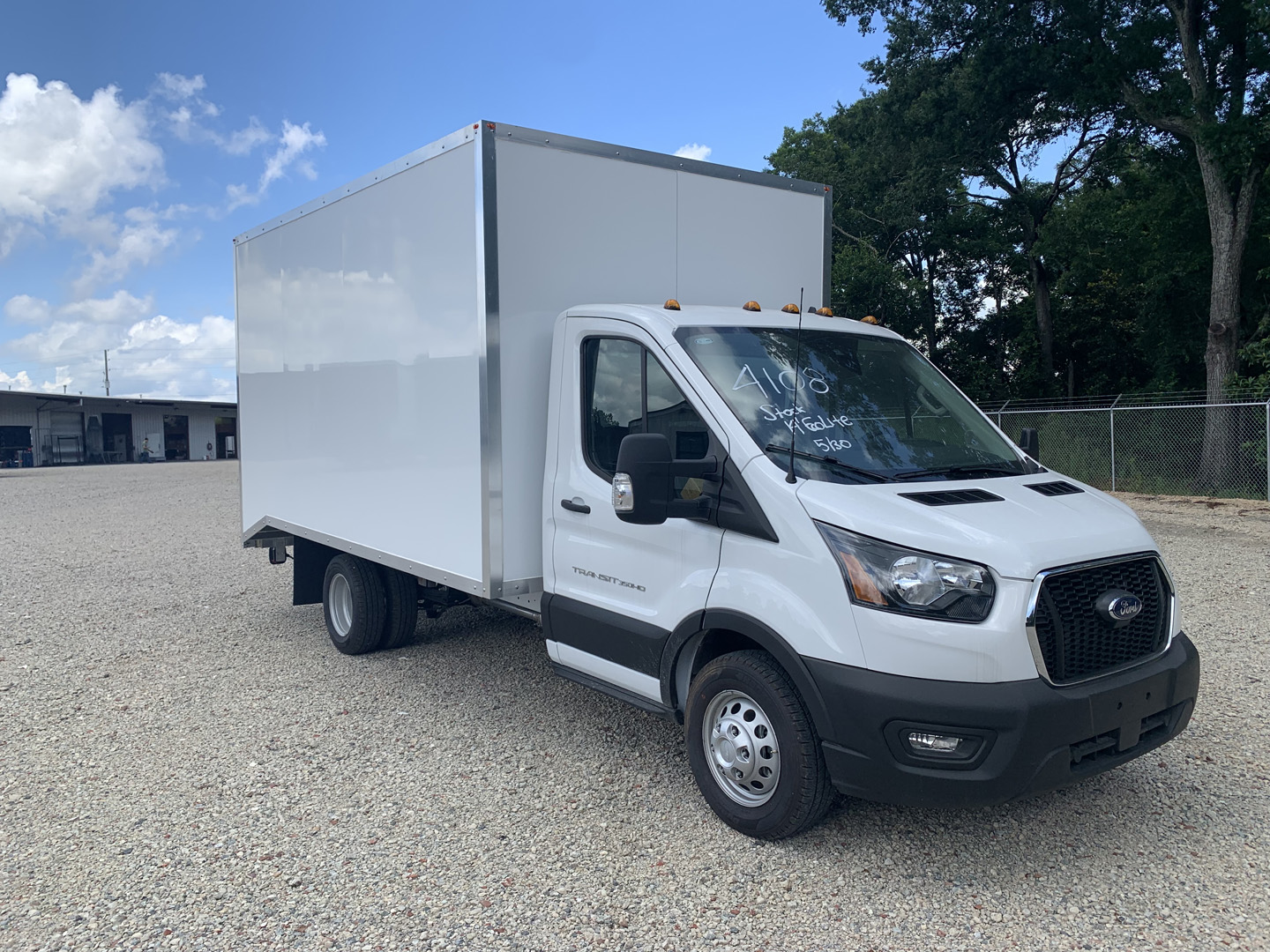 *NEW 2024 Ford Transit T350HD 14′ Eco Lite Body, White, Gas, Single Cab *Ready for Immediate Delivery*