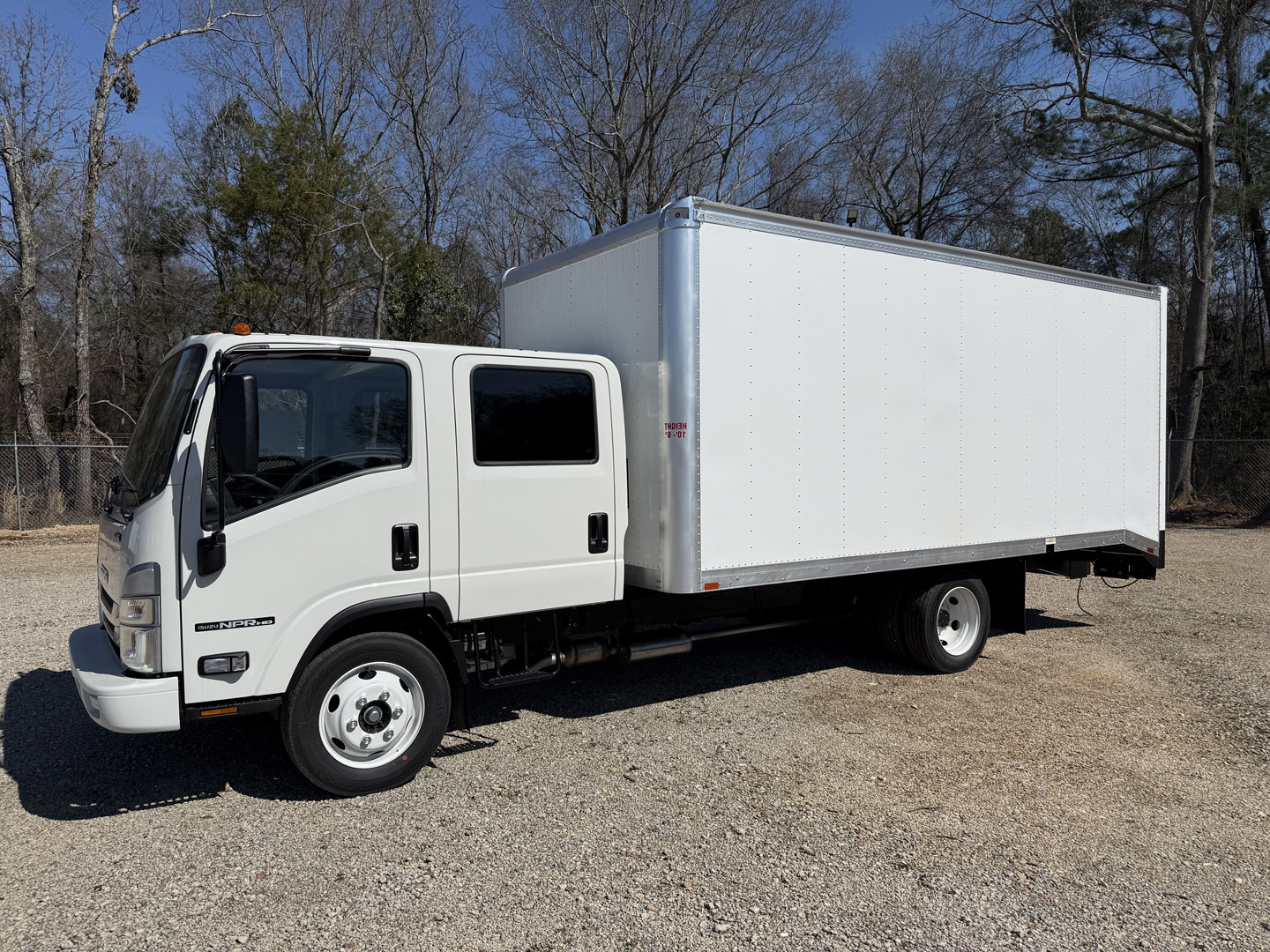 *NEW 2026 Isuzu, 1G404 Gas, Crew Cab, 18 Foot Eco Series with 36 inch Roll-Up Side Door