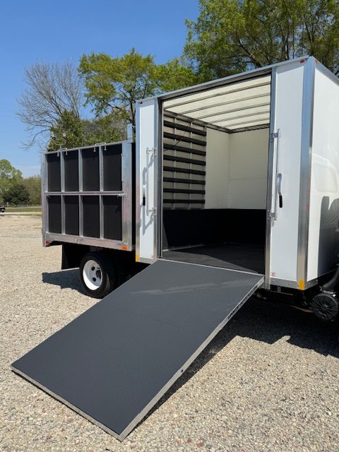 *NEW 2025 Isuzu, 1U404 Gas, Single Cab Aluminum Composite Super Contractor Truck *SOLD*