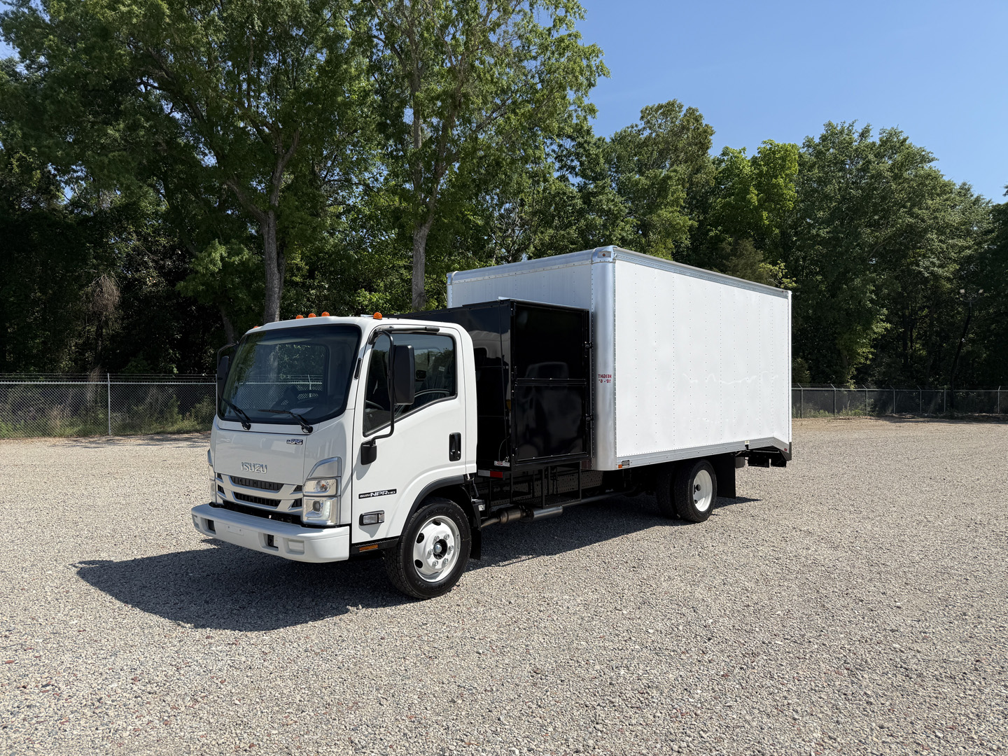 *NEW 2026 Isuzu, 1F404 Gas, Single Cab, 16 Foot Eco Series with Debris Dumper and 36 Inch Roll Up Door