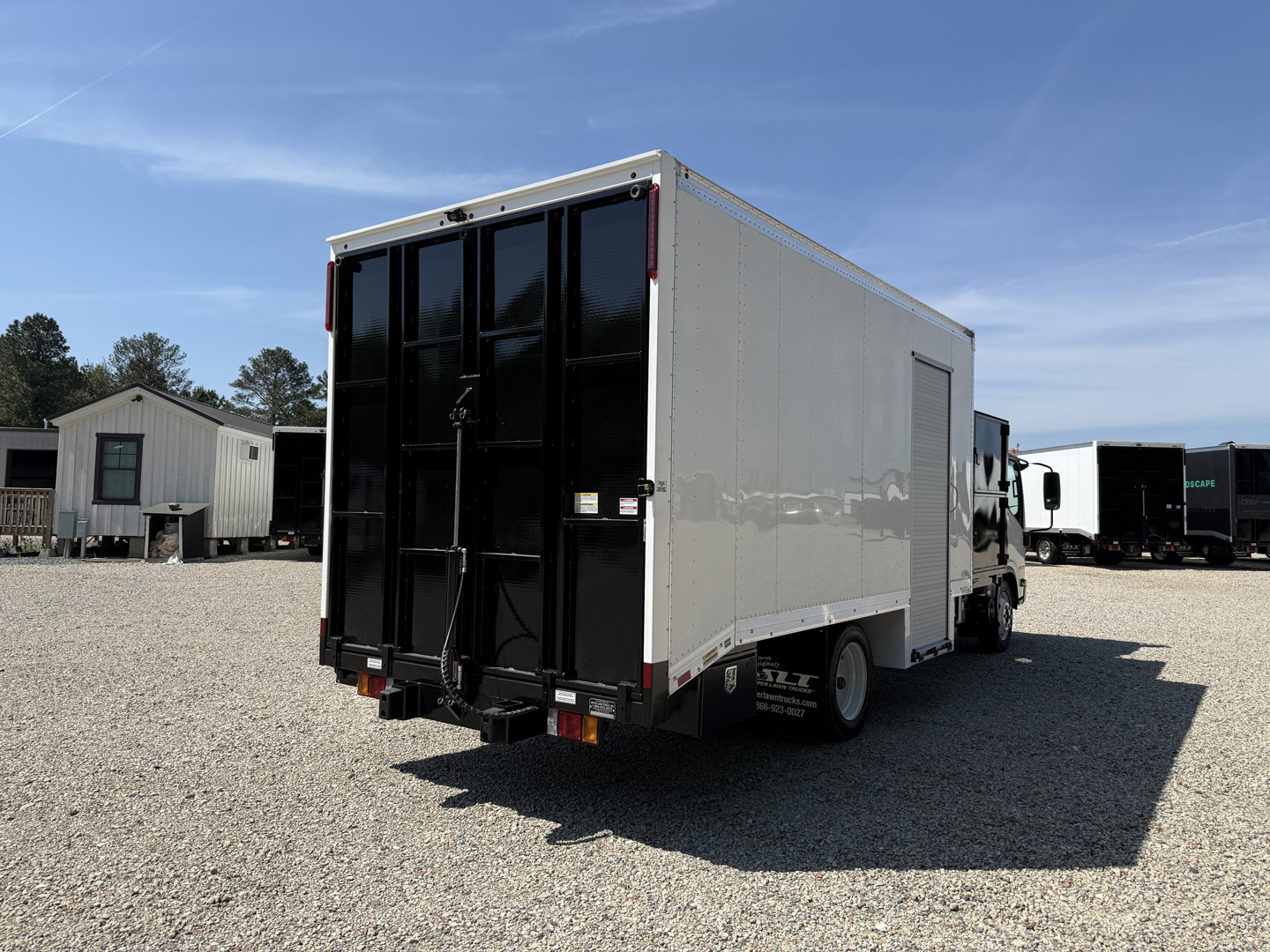 *NEW 2026 Isuzu, 1F404 Gas, Single Cab, 16 Foot Eco Series with Debris Dumper and 36 Inch Roll Up Door