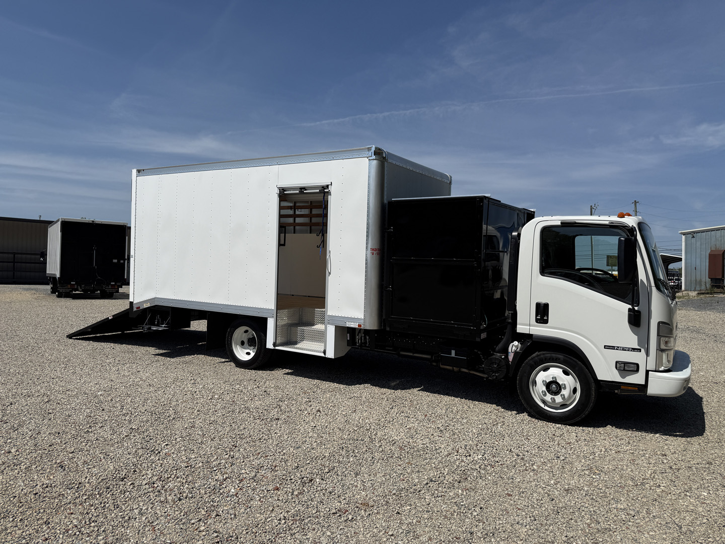 *NEW 2026 Isuzu, 1F404 Gas, Single Cab, 16 Foot Eco Series with Debris Dumper and 36 Inch Roll Up Door