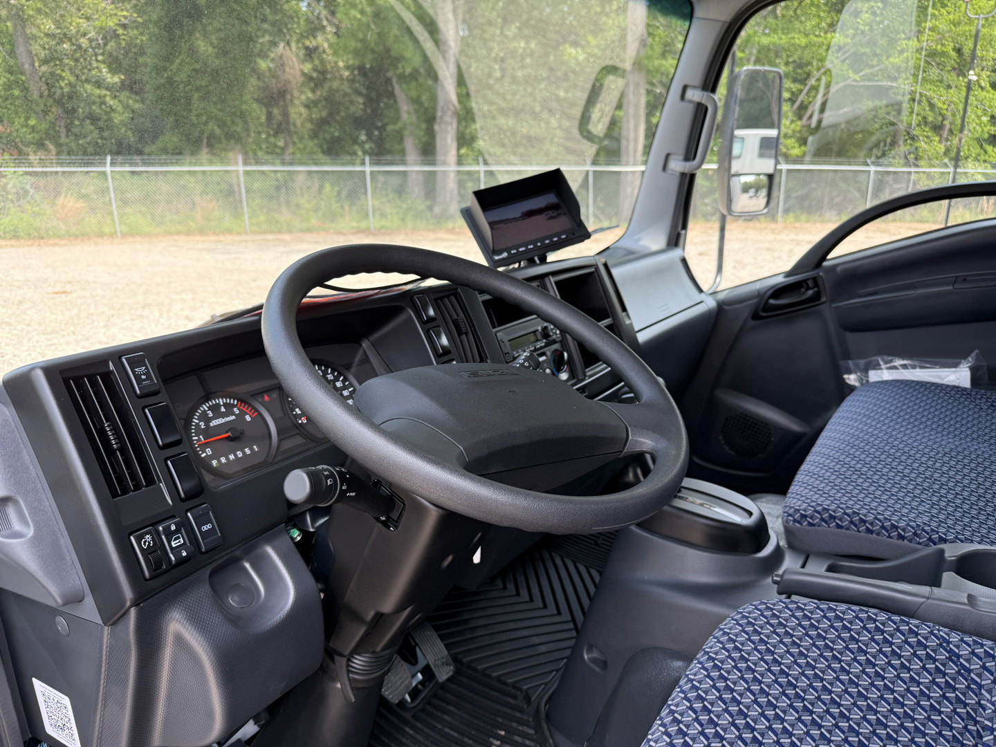 *NEW 2026 Isuzu, 1C304 Gas, Single Cab, 16 Foot Super Lite Eco Series