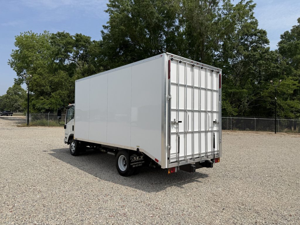 *NEW 2026 Isuzu, 1C304 Gas, Single Cab, 16 Foot Super Lite Eco Series