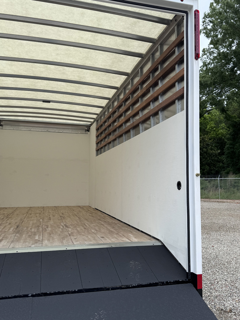 *New 2026 Isuzu NPR HD Crew Cab 18 Foot Eco Series *Ready for Immediate Delivery*