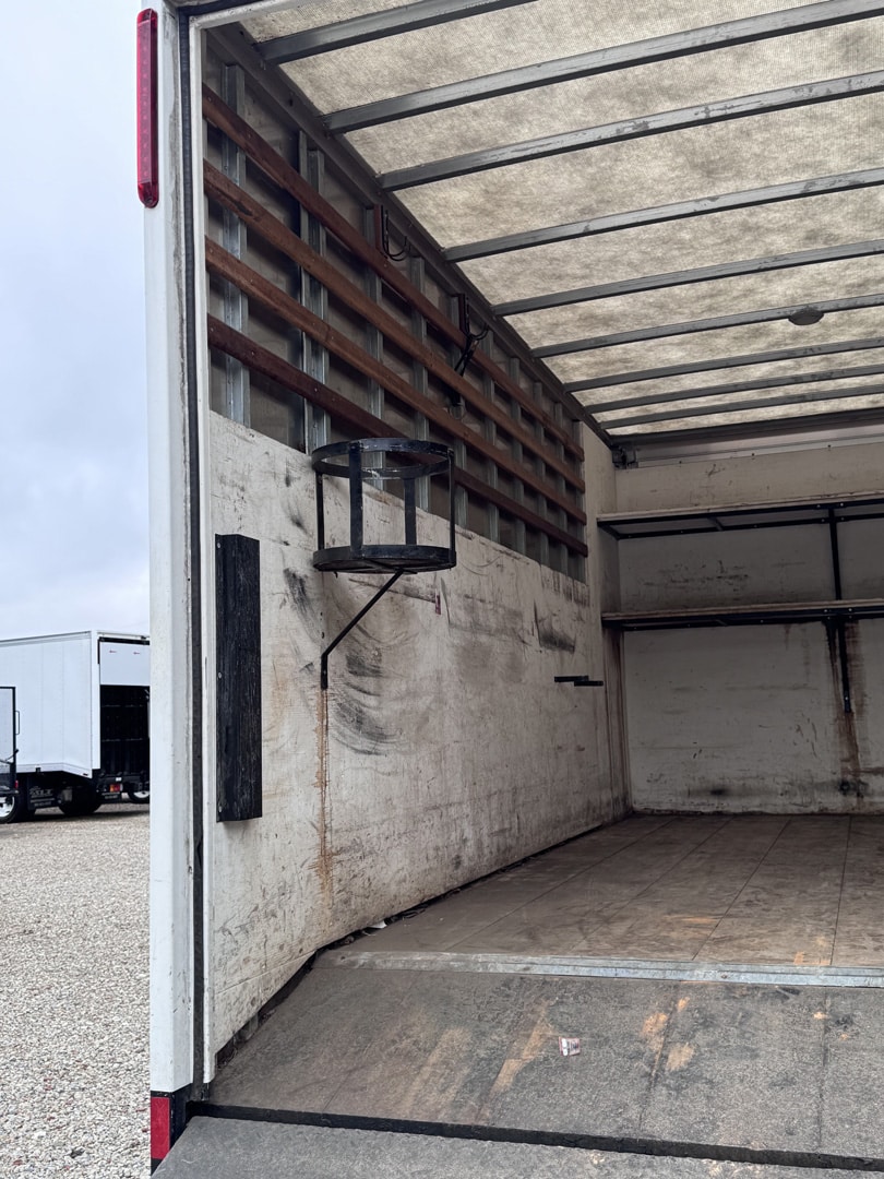 *USED 2022 Isuzu, 1V404, Crew Cab 16 Foot Eco Series *Under Renovation*