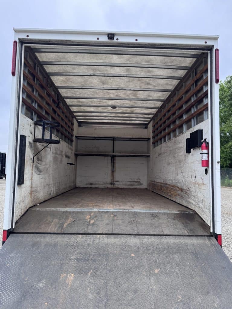 *USED 2022 Isuzu, 1V404, Crew Cab 16 Foot Eco Series *Under Renovation*