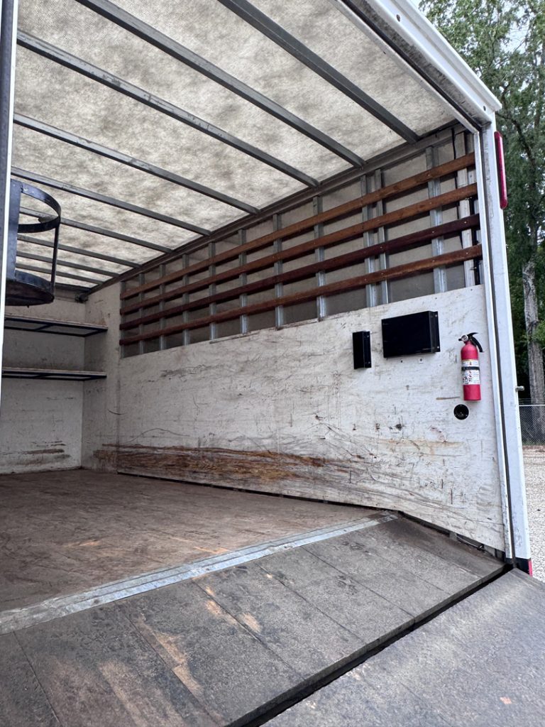 *USED 2022 Isuzu, 1V404, Crew Cab 16 Foot Eco Series *Under Renovation*