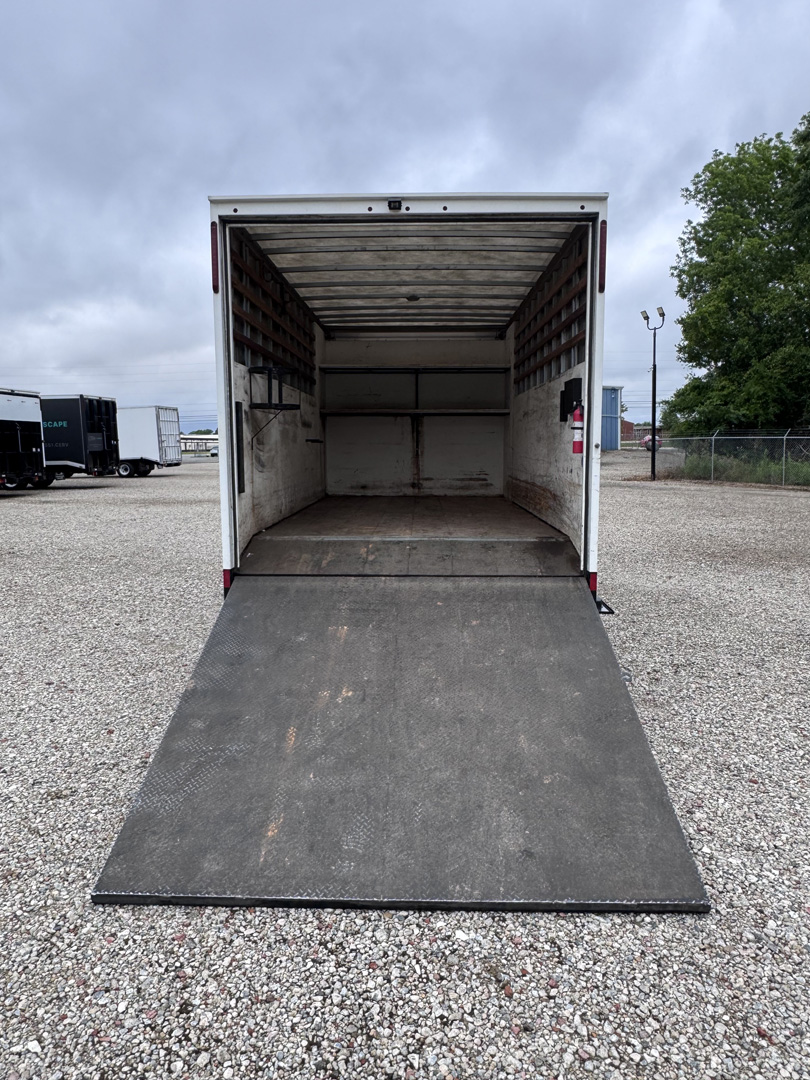 *USED 2022 Isuzu, 1V404, Crew Cab 16 Foot Eco Series *Under Renovation*