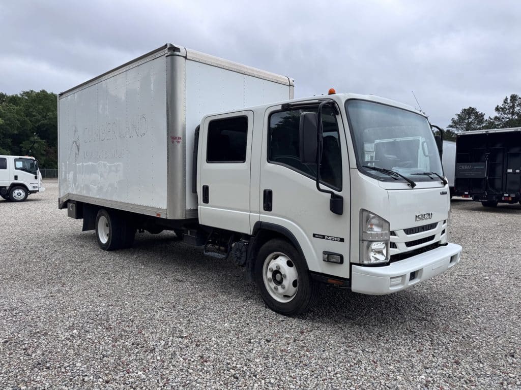 *USED 2022 Isuzu, 1V404, Crew Cab 16 Foot Eco Series *Under Renovation*
