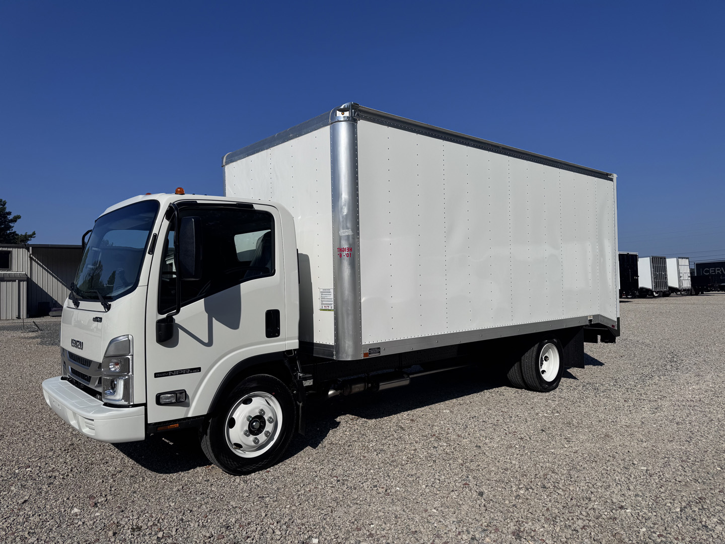 *NEW 2026 Isuzu, 1F404 Gas, Single Cab, 18 Foot Eco Series *SOLD*