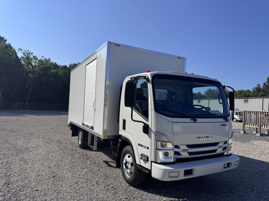 *New 2026, Isuzu NPR 1C304, Gas, Single Cab, 16′ Super Lite Eco System *Under Construction*