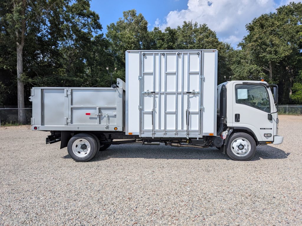*NEW 2025 Isuzu Gas 1U4, Single Cab, Super Contractor Truck-Solid Aluminum Dump