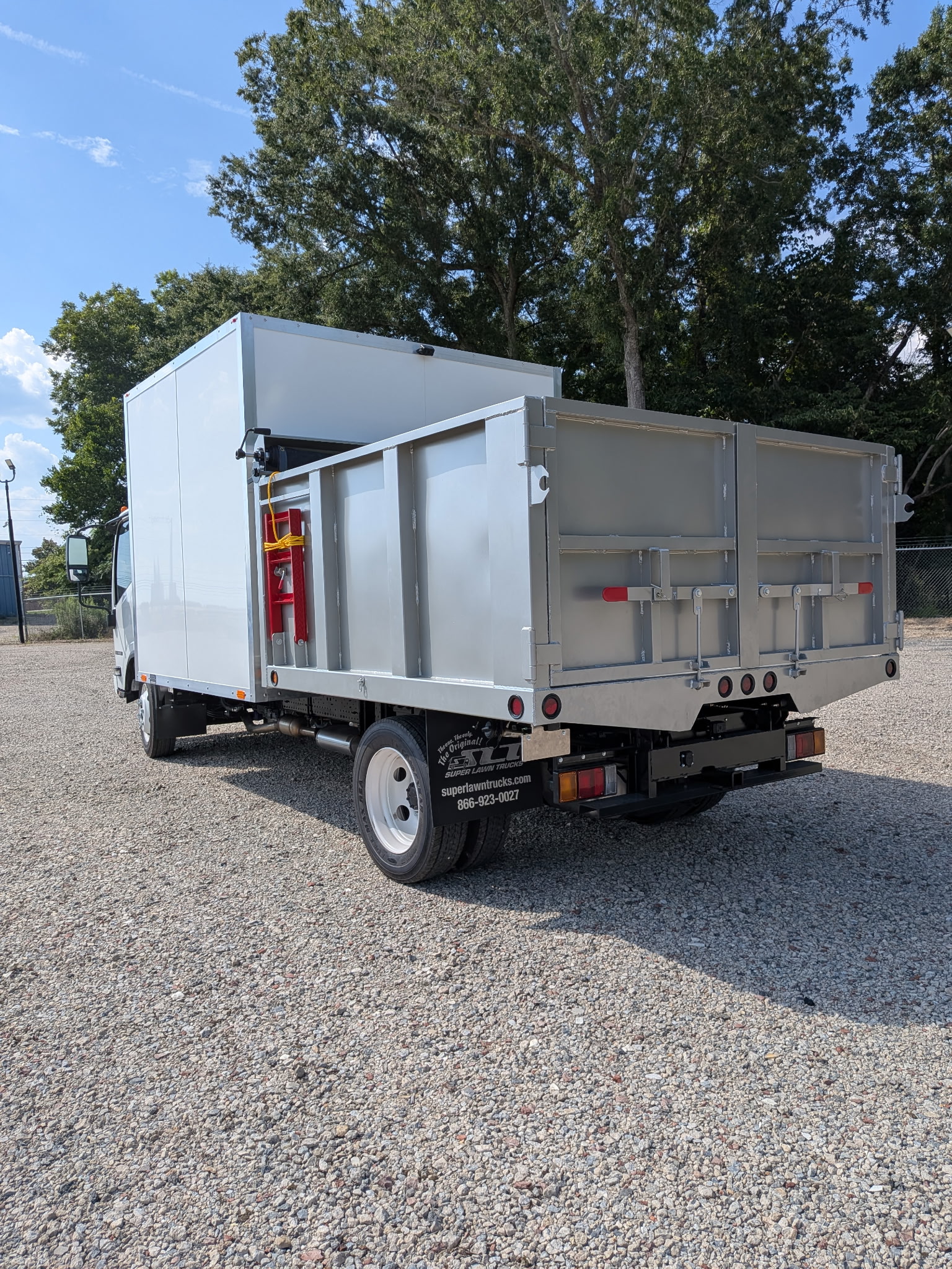 *NEW 2025 Isuzu Gas 1U4, Single Cab, Super Contractor Truck-Solid Aluminum Dump