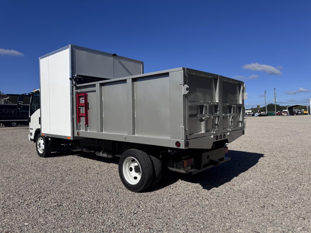 *NEW 2026 Isuzu Gas 1U404, Single Cab, Canyon 10′ Dump and 6′ Tool Shed SCT with 48″ Roll Up Door
