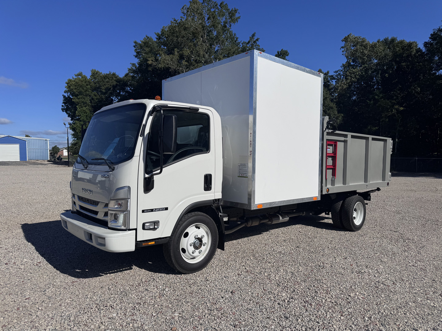 *NEW 2026 Isuzu Gas 1U404, Single Cab, Canyon 10′ Dump and 6′ Tool Shed SCT with 48″ Roll Up Door