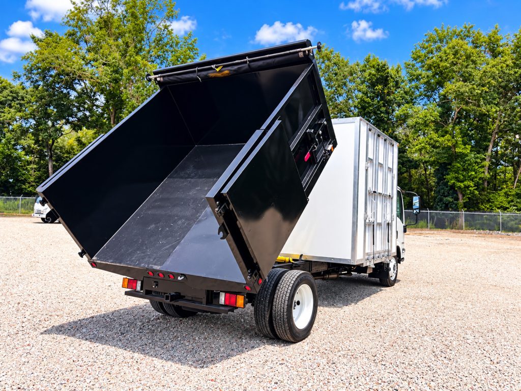 *NEW 2026 Isuzu NRR Gas 1U404, Single Cab SCT with 8′ Dump and 8′ Tool Shed and SR3200 Manual Side Ramp *SOLD*