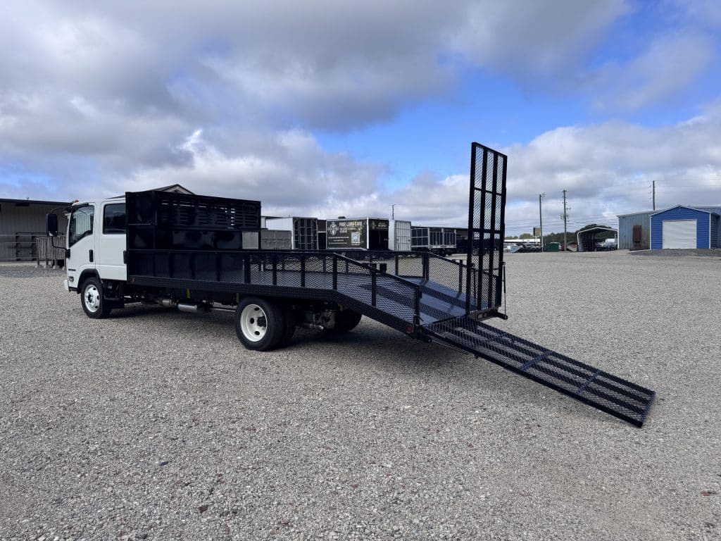 *NEW 2027 Isuzu, 1G404 Gas, Crew Cab, 18 Foot Open Landscape