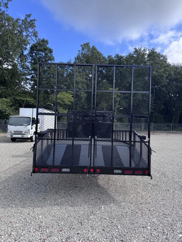 *NEW 2027 Isuzu, 1G404 Gas, Crew Cab, 18 Foot Open Landscape