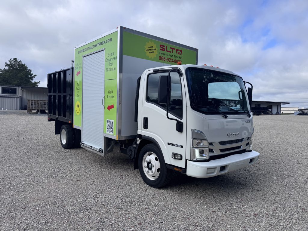 *NEW 2025 Isuzu Gas 1U4, Single Cab, Super Contractor Truck with 48″ Door and 8 Foot Dump *Ready for Immediate Delivery*